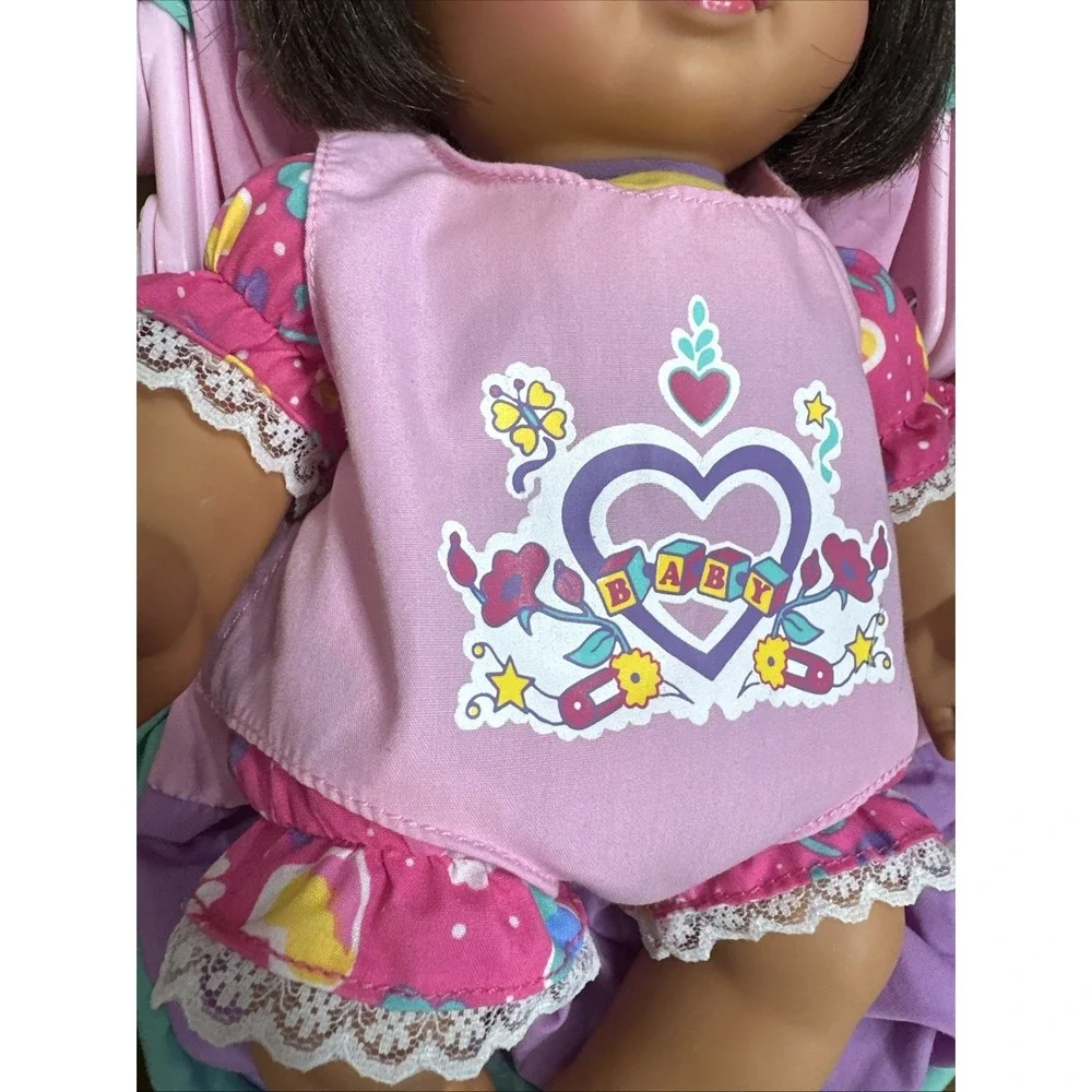 Kenner Baby Go Bye Bye Doll with‎ Carrier, Travel Bag, Accessories